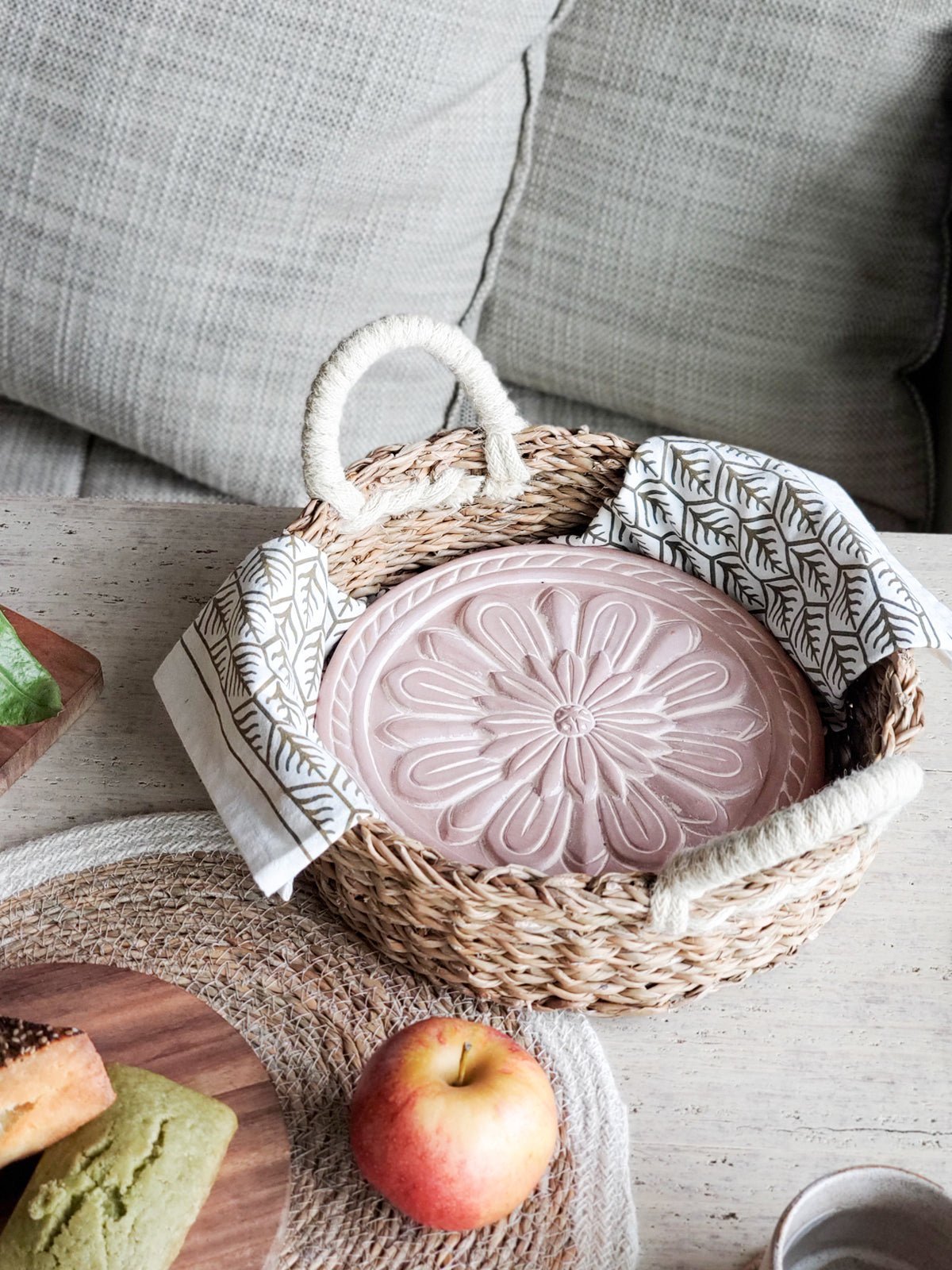 Bread Warmer & Basket - Vintage Flower - Shellcreations