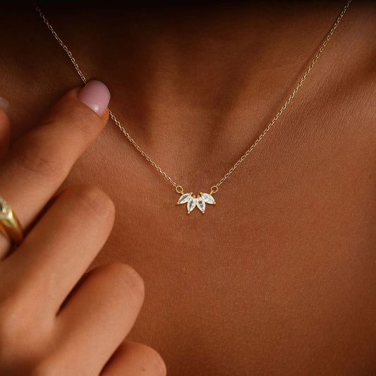 Fashion Golden Flower - shaped Zircon Necklace 42+5CM Brass Fine Jewelry Cubic Zirconia Pendant Necklace - Shellcreations