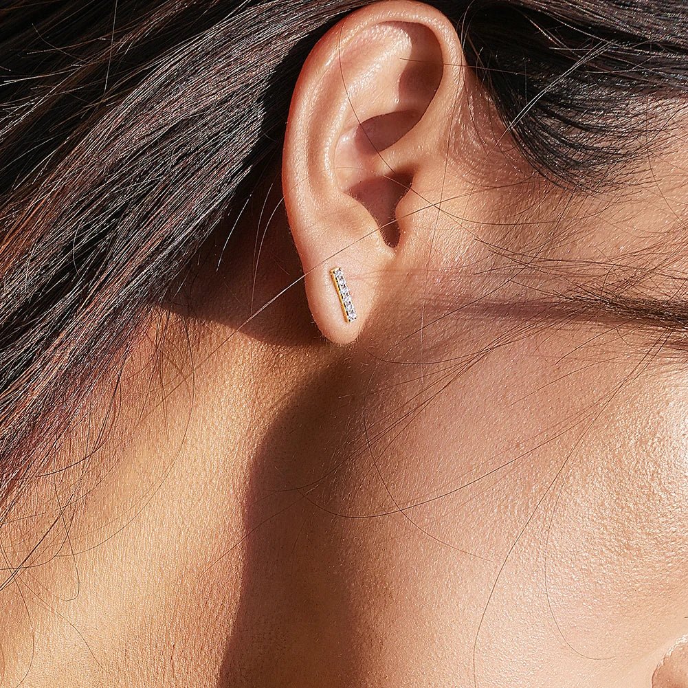 Minimalist Fashion Gold Jewelry Affordable Triple Diamond Cz Mini bar Stud Earring for Teens - Shellcreations