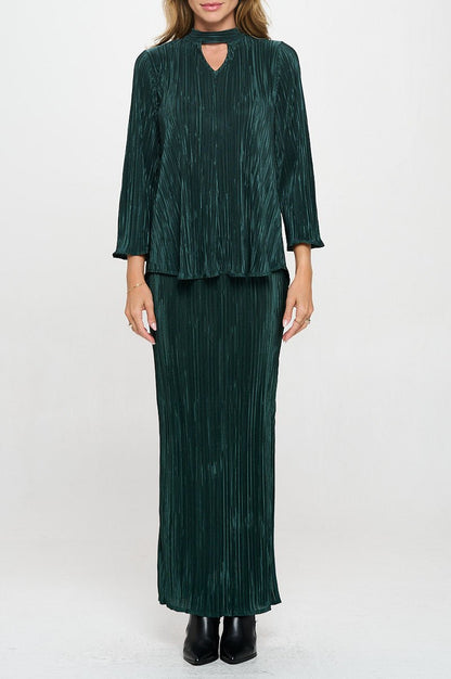 Plisse V neck Top with Open Back Detail and Tie - Shellcreations