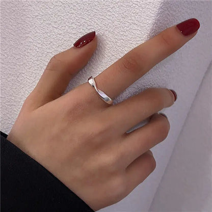 Simple Vintage Women's Fashion Ring - Shellcreations